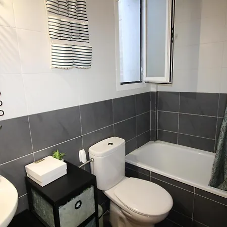 Moderno, Cerca De Playa Les Tonyines, Piscina Comunitaria, Terraza Y Wifi - Es-228-141 *